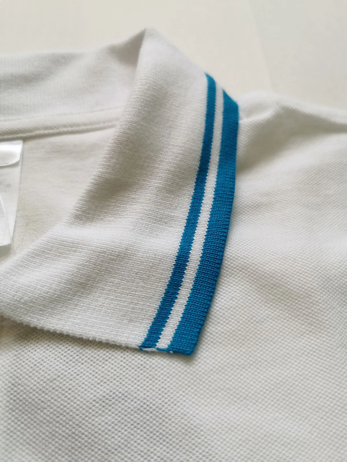 SLS 0577 ― Kontraststreifen Polo Shirt - Weiß / Aqua Blau